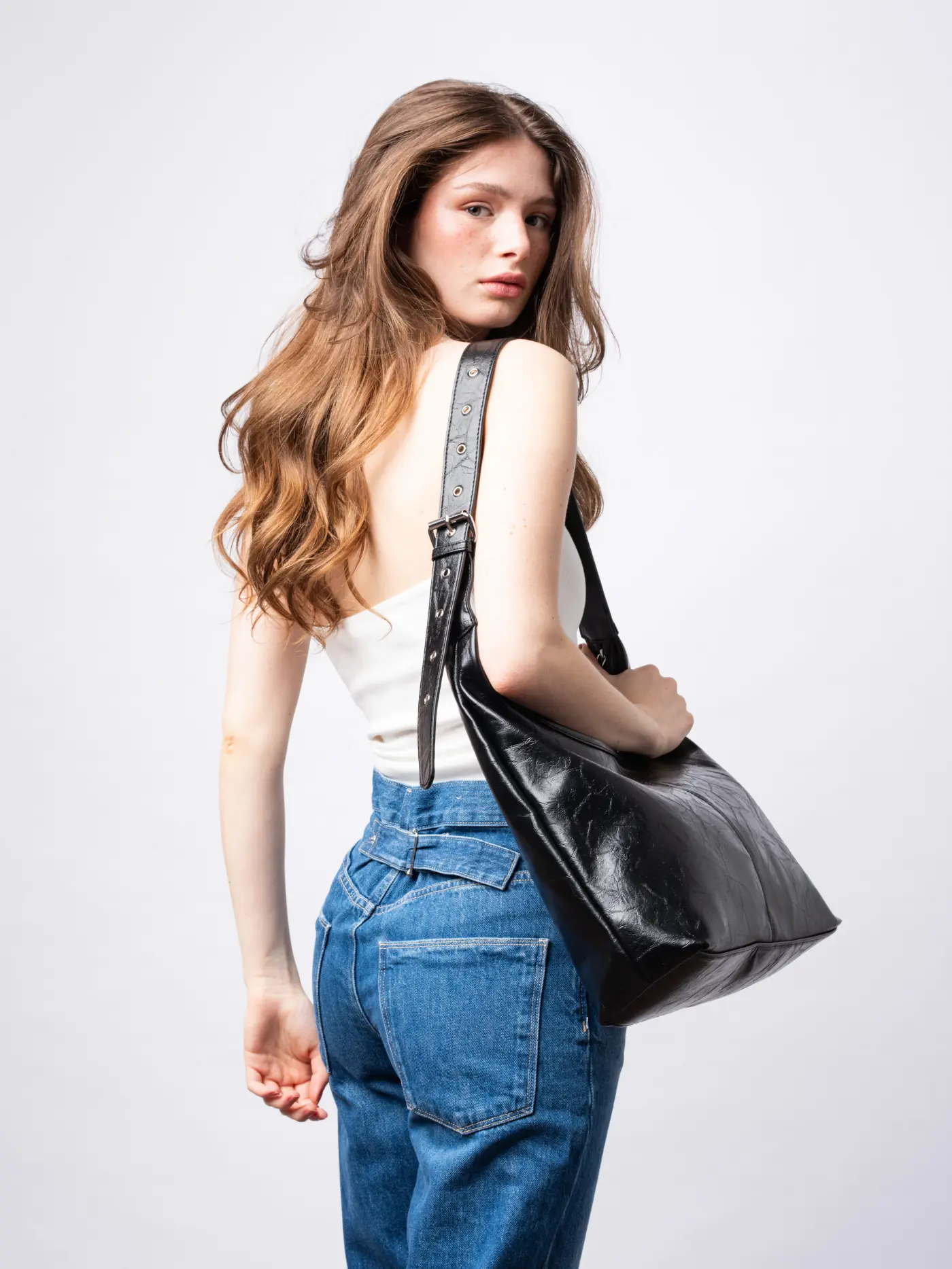 Crossbody Scarlett Distressed Leather Tote - Image 11