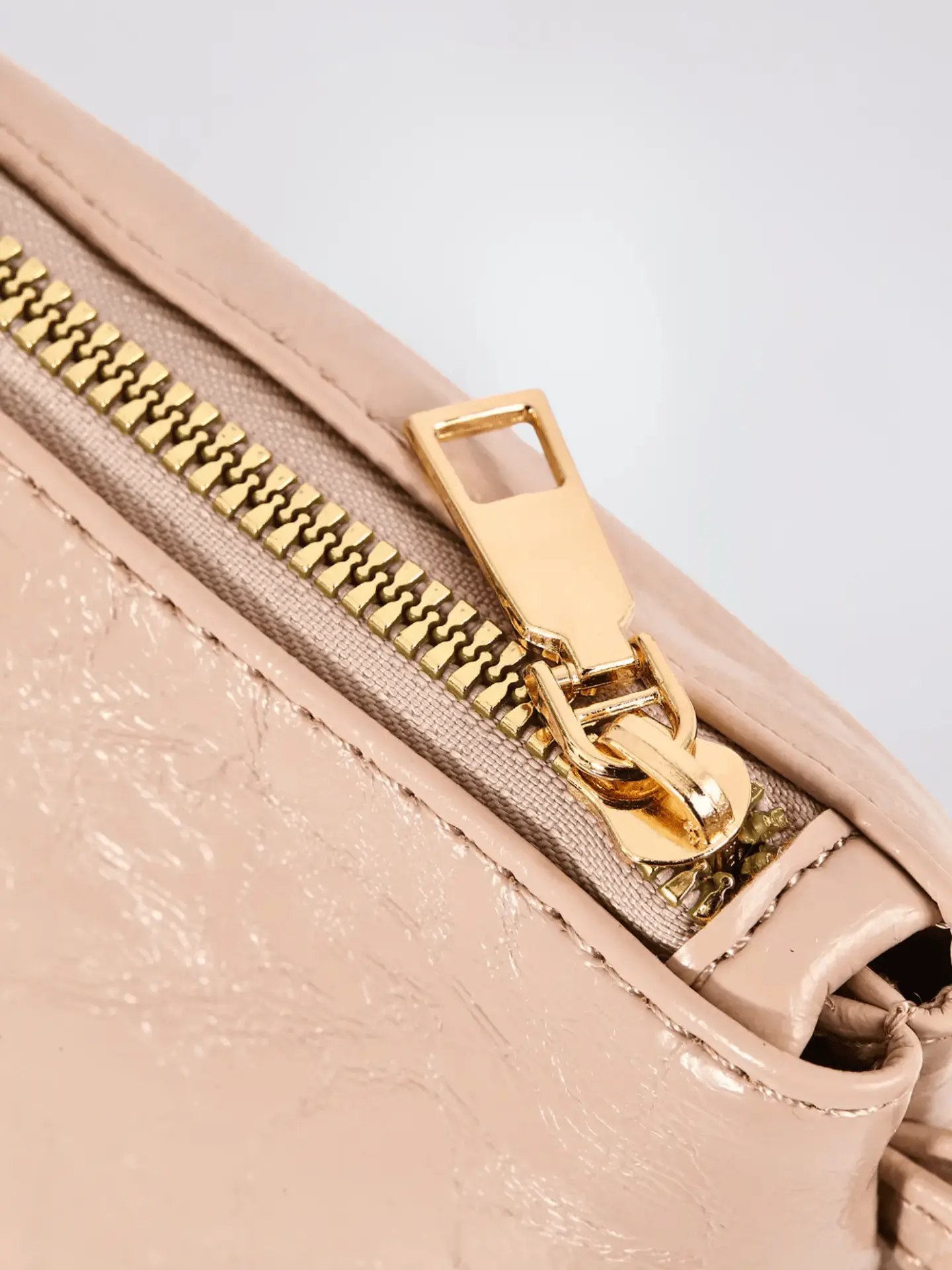 Scarlett Mini Pouch - Image 11