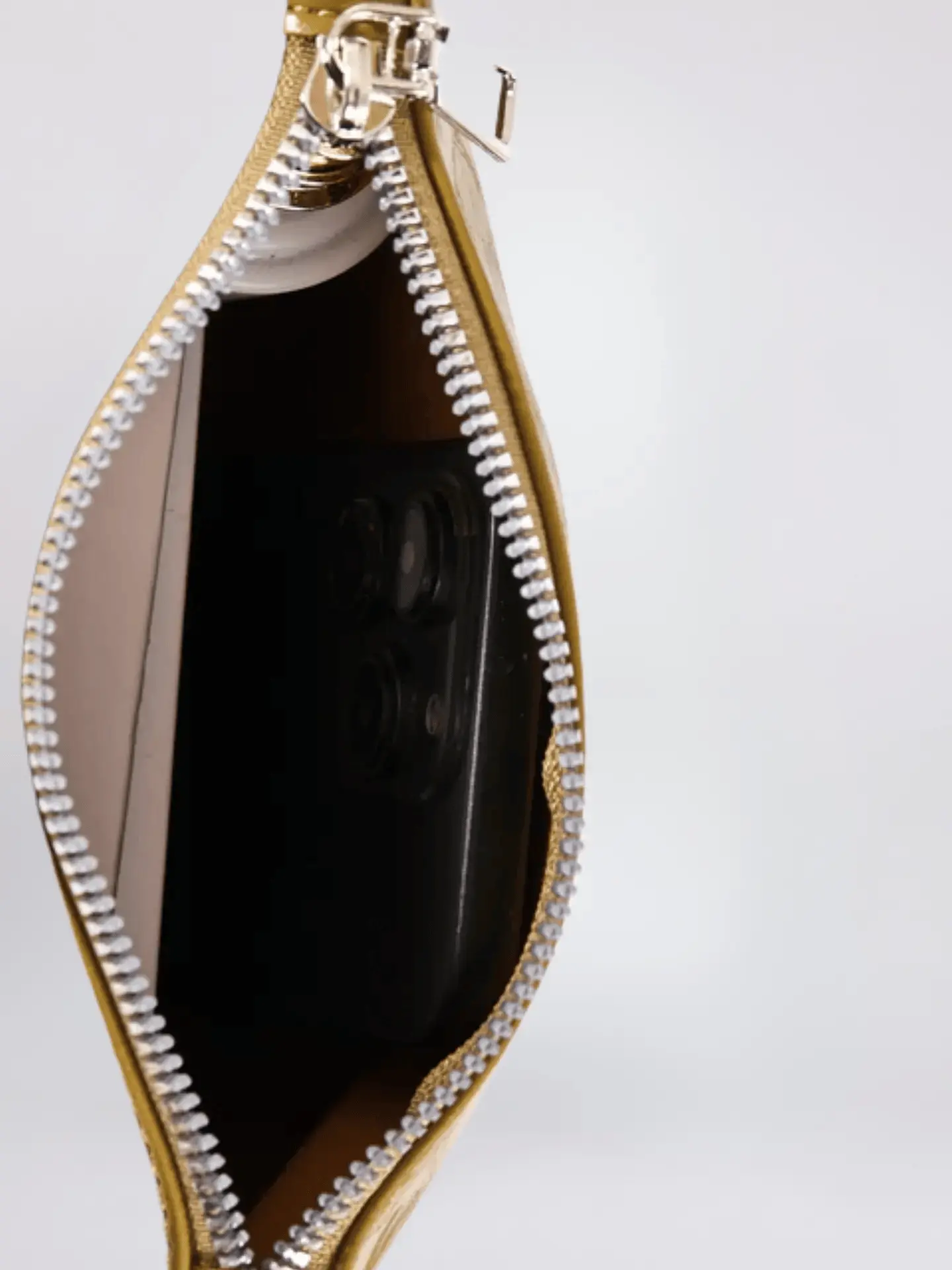 Scarlett Mini Pouch - Image 8